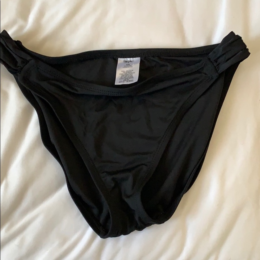 Size medium black bikini bottoms